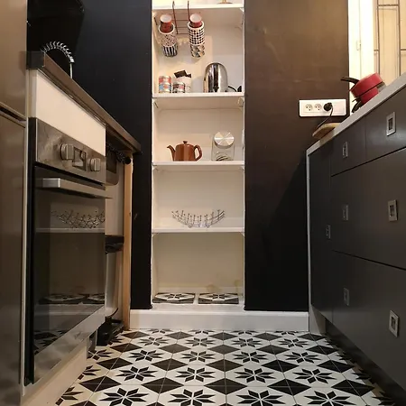 Charme Et Confort En Plein Centre Historique *